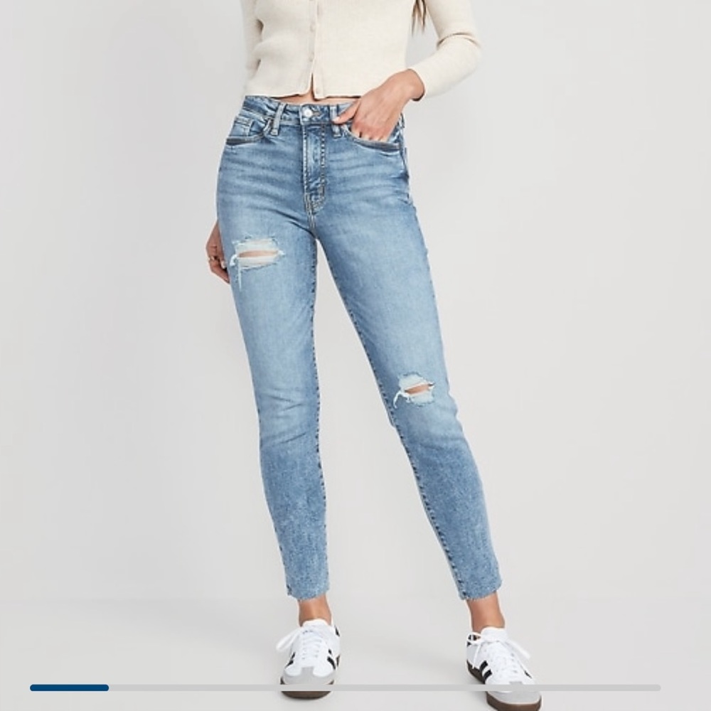 OG Straight High Rise Ripped Cut Off Jeans - Size 8